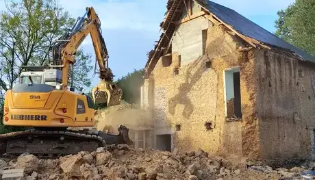 terrassier Villedieu-les-Poêles-4